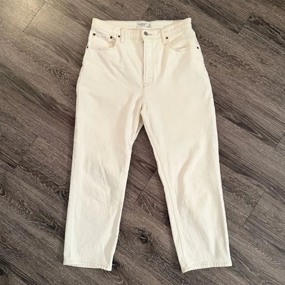 Abercrombie & Fitch Ankle Straight Ultra High Rise